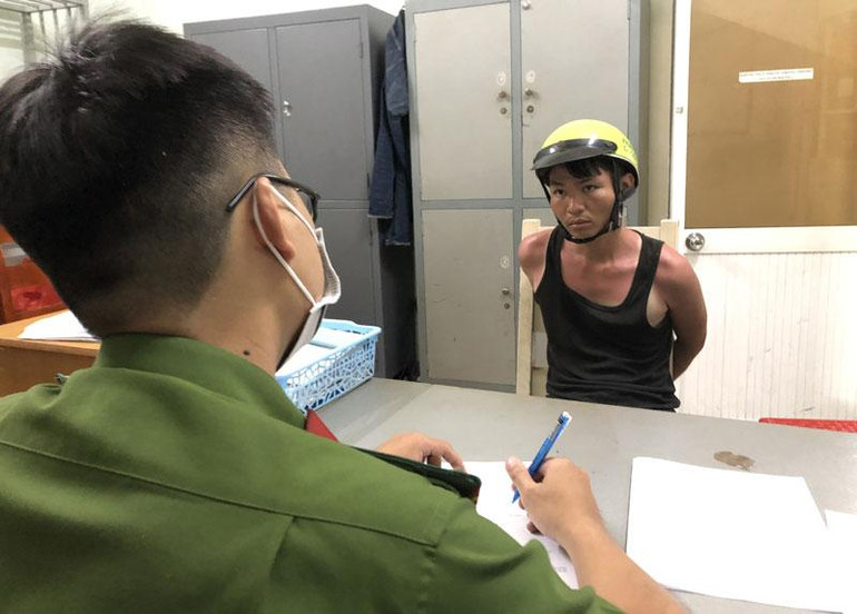 Đối tượng Trần Ngọc Sơn bị tạm giữ.