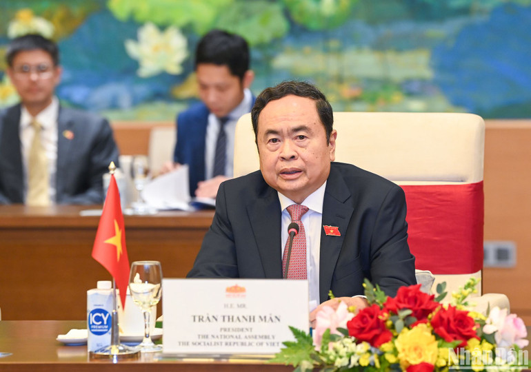 Chủ tịch Quốc hội Trần Thanh Mẫn phát biểu tại buổi hội kiến.