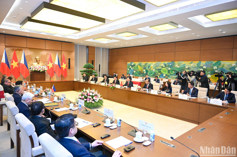 Quang cảnh buổi hội kiến tại Nhà Quốc hội.