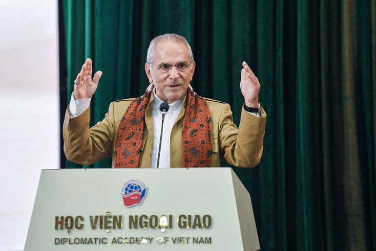 Tổng thống Timor Leste José Ramos-Horta phát biểu tại cuộc giao lưu.
