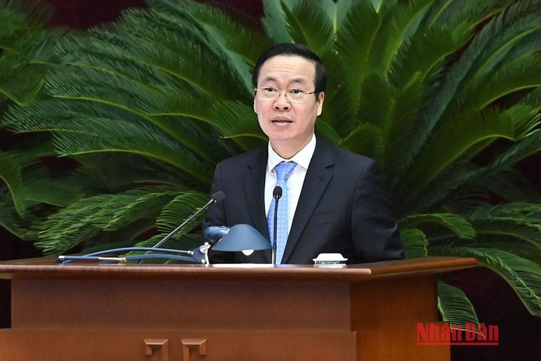 Đồng chí Võ Văn Thưởng, Ủy viên Bộ Chính trị, Thường trực Ban Bí thư, phát biểu tại hội nghị.