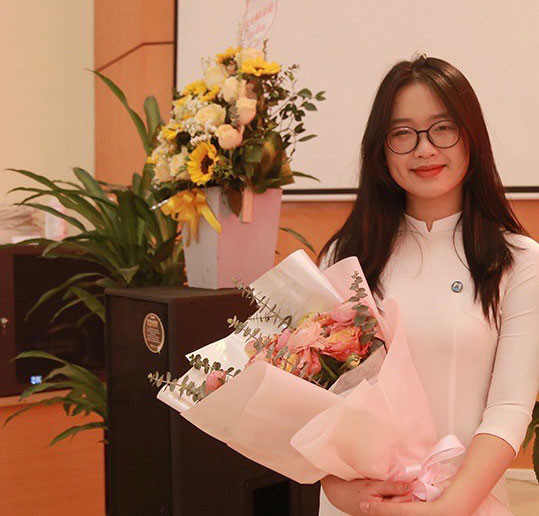 Đảng viên trẻ Lê Thị Thu Ngân. Đảng viên trẻ Lê Thị Thu Ngân.