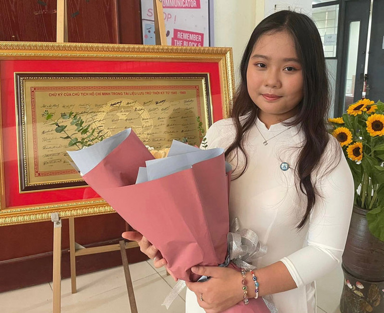 Đảng viên trẻ Nguyễn Mai Trang. Đảng viên trẻ Nguyễn Mai Trang.