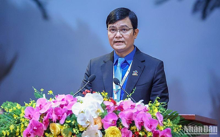 Bí thư thứ nhất Trung ương Đoàn khóa XII Bùi Quang Huy đọc diễn văn bế mạc Đại hội Đoàn toàn quốc lần thứ XII.