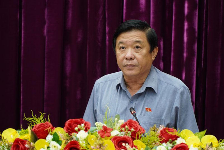 Bí thư Tỉnh ủy Vĩnh Long Bùi Văn Nghiêm phát biểu tại buổi gặp mặt.