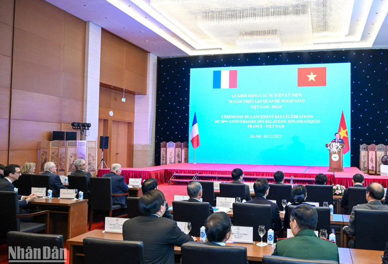 Quang cảnh buổi lễ tại Nhà Quốc hội.