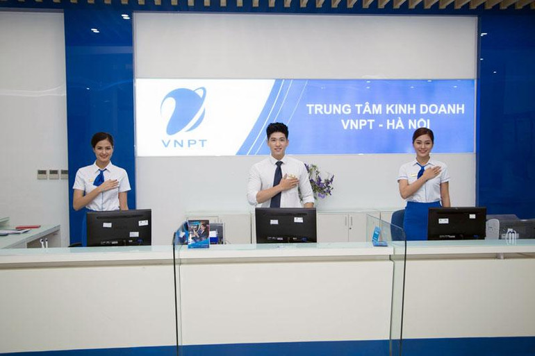 VNPT và VinaPhone tiếp tục lọt Top 10 Công ty công nghệ thông tin-viễn thông uy tín năm 2022.