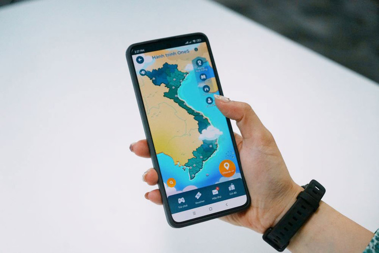 One S - Một Việt Nam thật khác được miêu tả như một cuốn nhật ký hành trình, cho phép người tham gia ghi lại các điểm đến trên khắp Việt Nam.