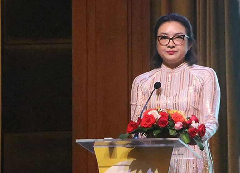 Bà Bùi Thị Ngọc Hiếu, Phó Giám đốc Sở Du lịch Thành phố Hồ Chí Minh phát biểu tại sự kiện. (Ảnh: NGUYỄN HIỆP) Bà Bùi Thị Ngọc Hiếu, Phó Giám đốc Sở Du lịch Thành phố Hồ Chí Minh phát biểu tại sự kiện. (Ảnh: NGUYỄN HIỆP)