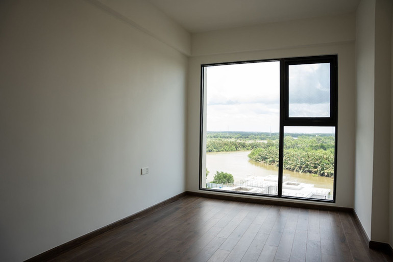 Tầm nhìn ra hướng sông từ căn hộ của anh Trần Trung Thiện. Tầm nhìn ra hướng sông từ căn hộ của anh Trần Trung Thiện.