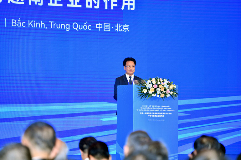 Đại diện các tập đoàn, tổng công ty Việt Nam phát biểu tại hội nghị.