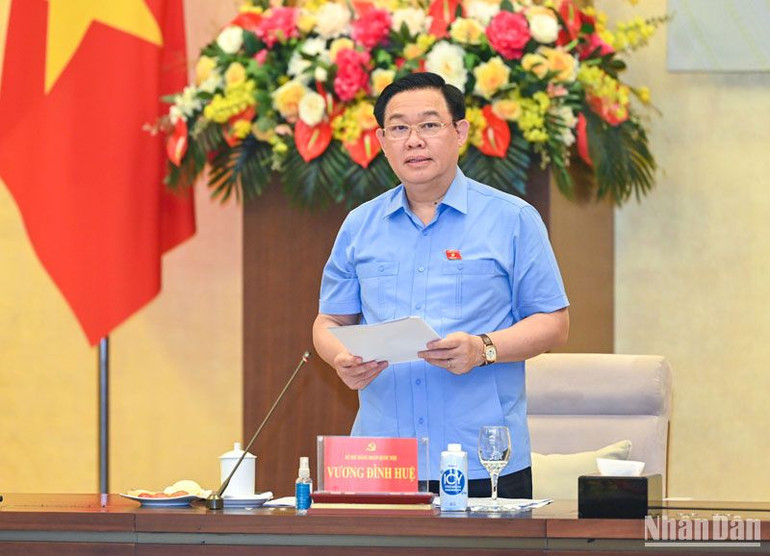 Bí thư Đảng đoàn Quốc hội, Chủ tịch Quốc hội Vương Đình Huệ phát biểu khai mạc hội nghị. (Ảnh Duy Linh)