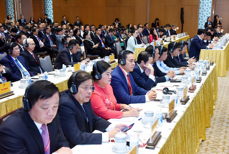 Các đại biểu tham dự hội nghị.