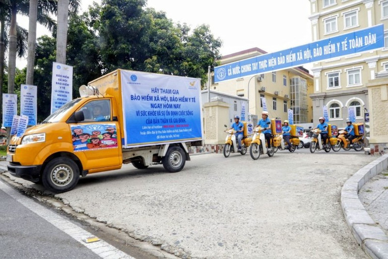 Bảo hiểm xã hội Vĩnh Phúc ra quân tuyên truyền về bảo hiểm xã hội, bảo hiểm y tế.