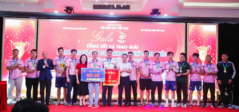 Đội bóng Trung tâm Phát thanh Truyền hình Quân đội đạt giải Nhì giải bóng đá Press Cup 2024.