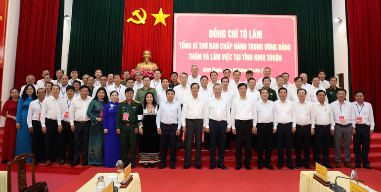 Tổng Bí thư Tô Lâm và các đại biểu dự Hội nghị. (Ảnh: Văn Nỷ)