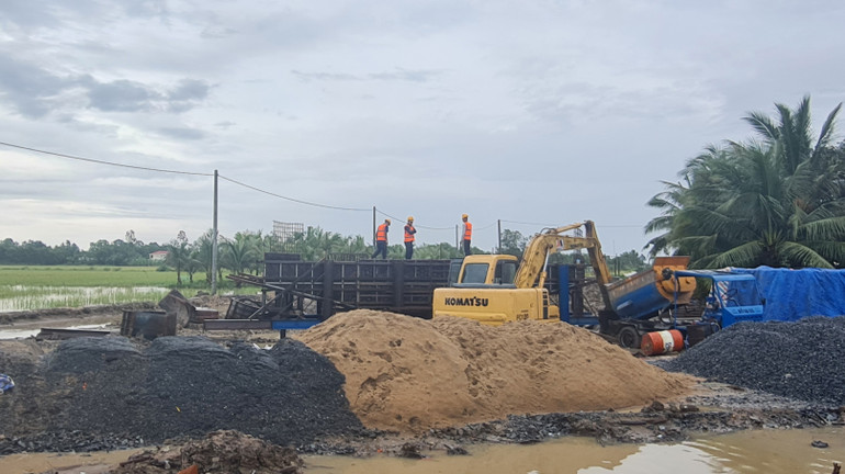 Đẩy nhanh tiến độ thi công Đường tỉnh 925.