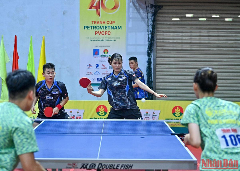 Tại nội dung thi đấu này, hai vận động Hà Nội chạm trán cặp đôi vận động viên trẻ Nguyễn Long Vũ và Phạm Hà Phương Mai (CLB Hà Nội T&T). Tại nội dung thi đấu này, hai vận động Hà Nội chạm trán cặp đôi vận động viên trẻ Nguyễn Long Vũ và Phạm Hà Phương Mai (CLB Hà Nội T&T).