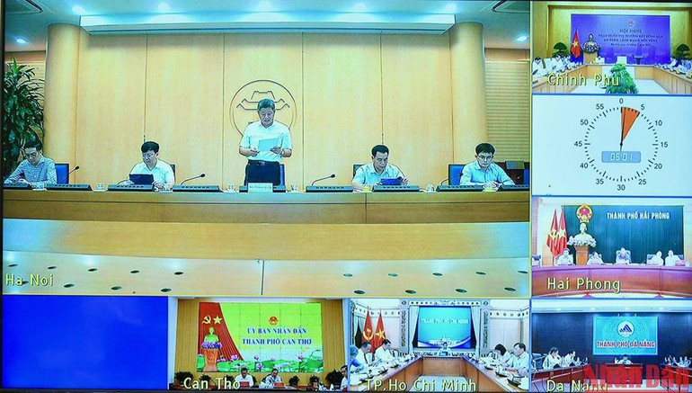 Hội nghị diễn ra dưới hình thức trực tuyến với 4 tỉnh, thành phố: Hà Nội, Đà Nẵng, Cần Thơ và TP Hồ Chí Minh.