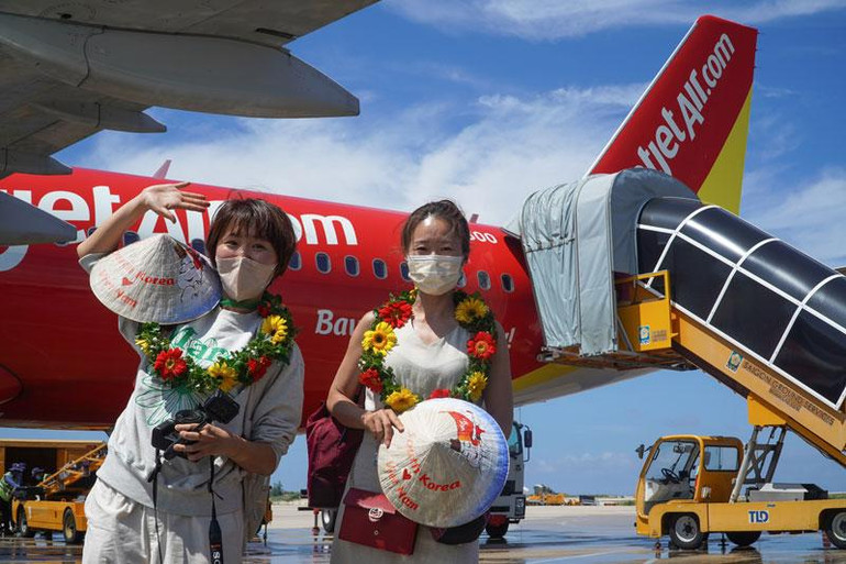 Vietjet chào đón du khách Hàn Quốc đến với Việt Nam.