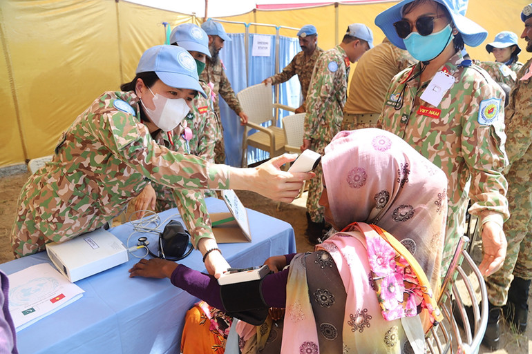 Hình ảnh được trưng bày tại triển lãm. (Ảnh: Trung tâm triển lãm văn hóa nghệ thuật Việt Nam)