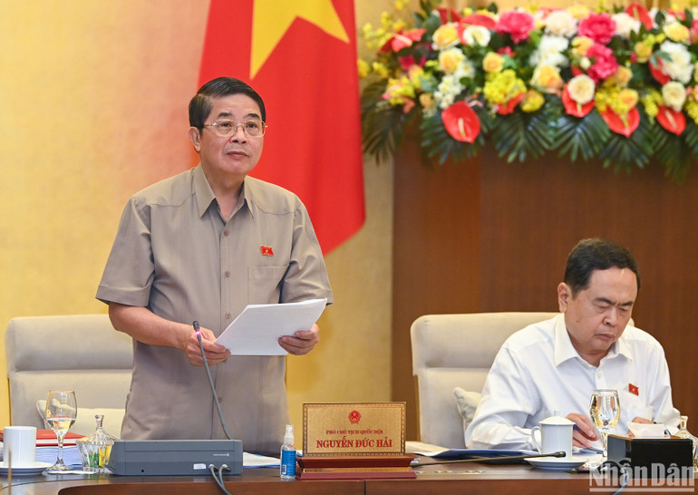 Phó Chủ tịch Quốc hội Nguyễn Đức Hải điều hành nội dung cho ý kiến về việc giải trình, tiếp thu, chỉnh lý dự án Luật Tài nguyên nước (sửa đổi).