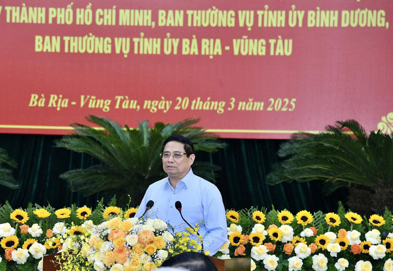 Thủ tướng Phạm Minh Chính phát biểu ý kiến kết luận hội nghị. (Ảnh: THANH GIANG)