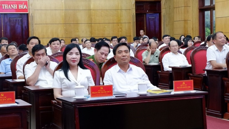 Lãnh đạo Tỉnh ủy Thanh Hóa. dscf8403.jpg