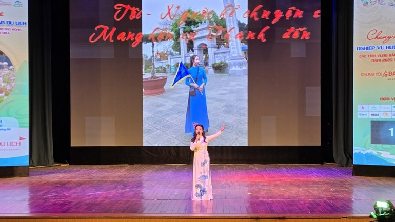 Concorrente Le Thi Thanh, da província de Thanh Hoa. 4.jpg