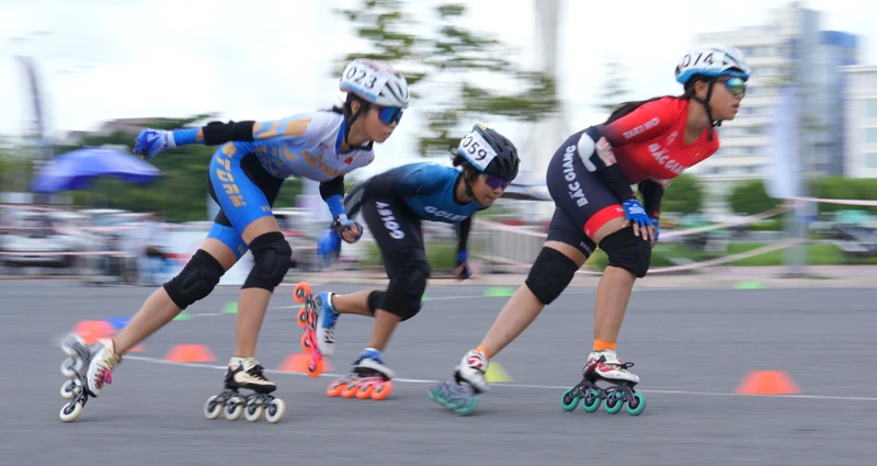 Roller Sports trẻ Việt Nam: Sân chơi tốc độ và nghệ thuật