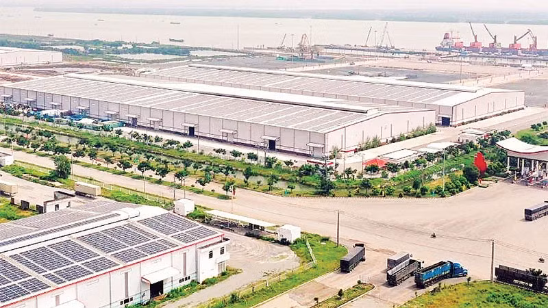 Cảng quốc tế Long An quy mô 147 ha đang hình thành đầu mối logistics chiến lược, tăng cường khả năng kết nối hàng hóa từ Tây Ninh ra thị trường quốc tế.