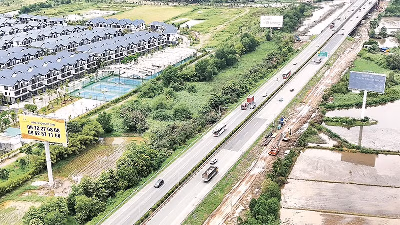 Đường cao tốc Thành phố Hồ Chí Minh - Long Thành - Dầu Giây, đoạn qua địa bàn tỉnh Đồng Nai.