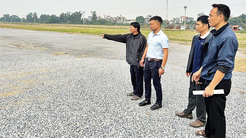 Khu vực đất nông nghiệp được nông dân xã Đại Đồng, tỉnh Hưng Yên bàn giao để khởi công dự án tuyến đường sắt cao tốc Lào Cai- Hà Nội-Hải Phòng.