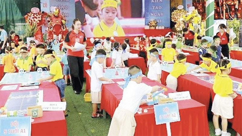 Học sinh Trường mầm non Thanh Bình tham gia “đấu trường Robotics”.