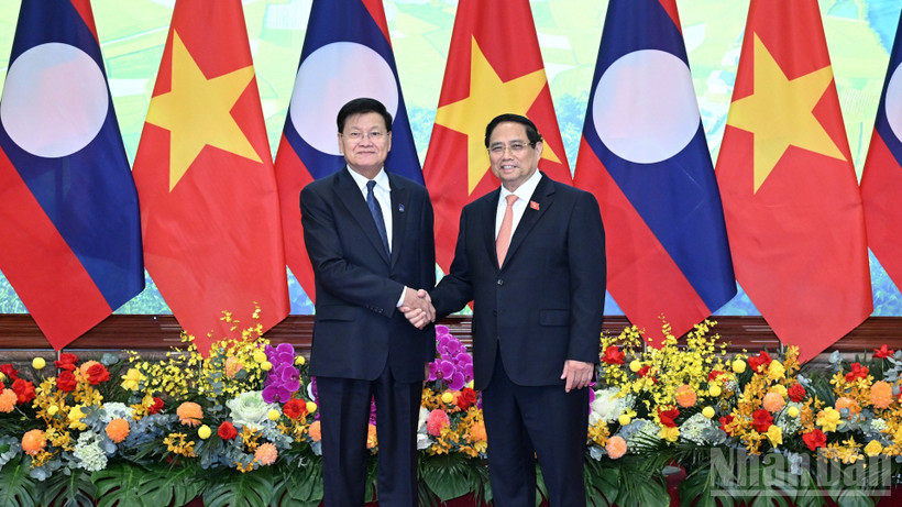 [Ảnh] Thủ tướng Phạm Minh Chính hội kiến Tổng Bí thư, Chủ tịch nước Lào Thongloun Sisoulith