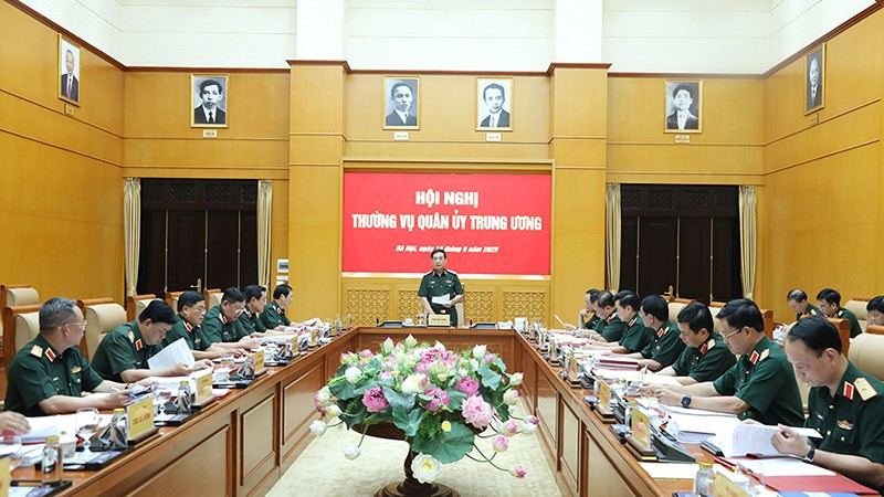 Đại tướng Phan Văn Giang chủ trì Hội nghị Thường vụ Quân ủy Trung ương nhằm rà soát công tác chuẩn bị Đại hội Đảng bộ Quân đội lần thứ XII, nhiệm kỳ 2025-2030. (Ảnh Mod)