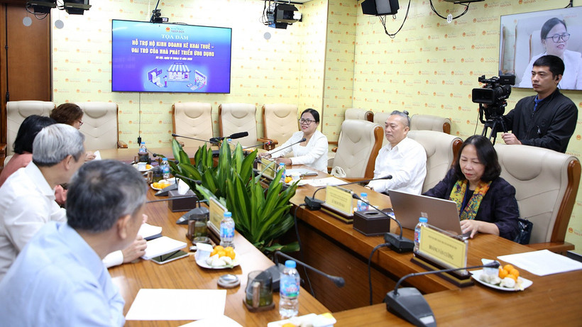 Quang cảnh tọa đàm. (Ảnh Ban tổ chức)