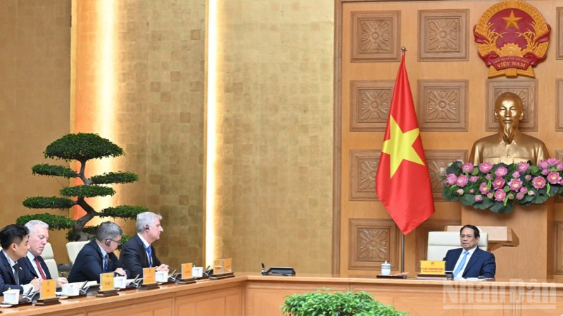 Thủ tướng Phạm Minh Chính tiếp, làm việc với Đoàn Hội đồng Kinh doanh Hoa Kỳ - ASEAN.(Ảnh: Trần Hải). 