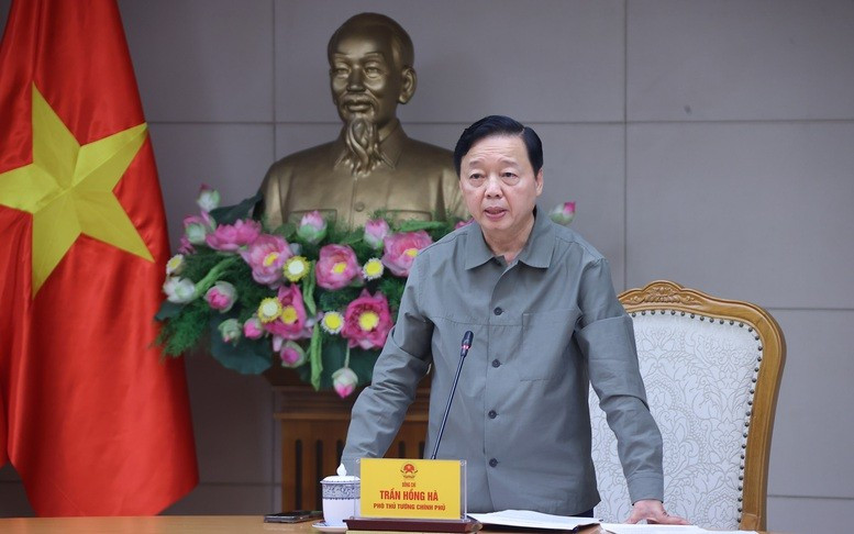 Phó Thủ tướng Chính phủ Trần Hồng Hà chủ trì cuộc họp. (Ảnh: VGP)