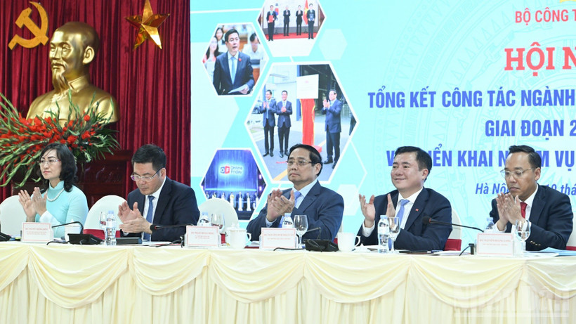 Thủ tướng Chính phủ Phạm Minh Chính dự Hội nghị tổng kết công tác ngành công thương năm 2025, triển khai nhiệm vụ năm 2026. (Ảnh: TRẦN HẢI)