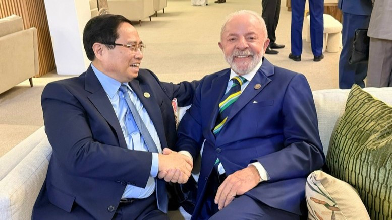 Thủ tướng Phạm Minh Chính và Tổng thống Brazil Lula da Silva. (Ảnh: VGP)