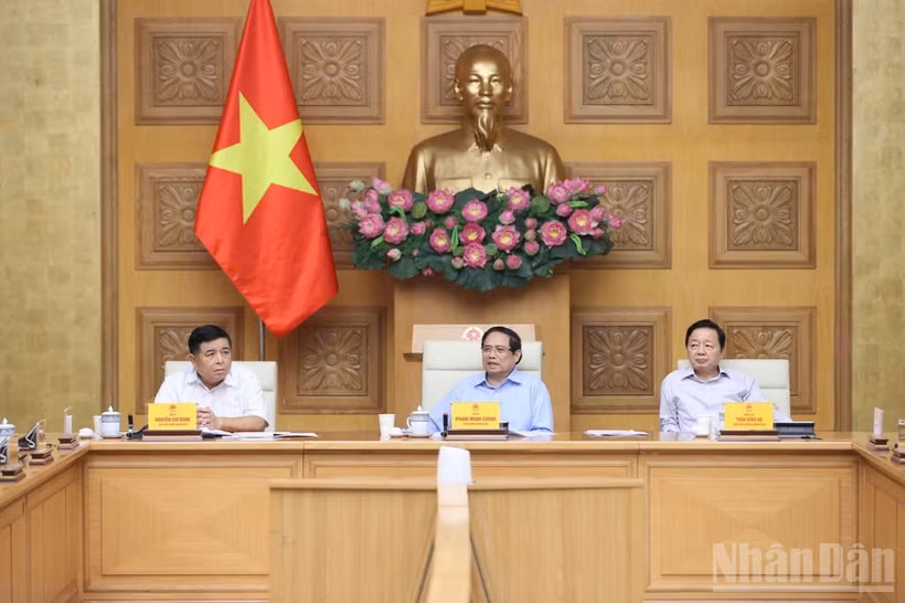 Thủ tướng Chính phủ Phạm Minh Chính chủ trì cuộc họp của Thường trực Chính phủ. (Ảnh: TRẦN HẢI)