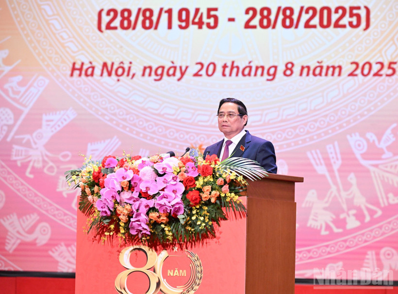 Thủ tướng Chính phủ Phạm Minh Chính trình bày diễn văn tại Lễ kỷ niệm 80 năm thành lập Chính phủ nước Cộng hòa xã hội chủ nghĩa Việt Nam. (Ảnh: Trần Hải)
