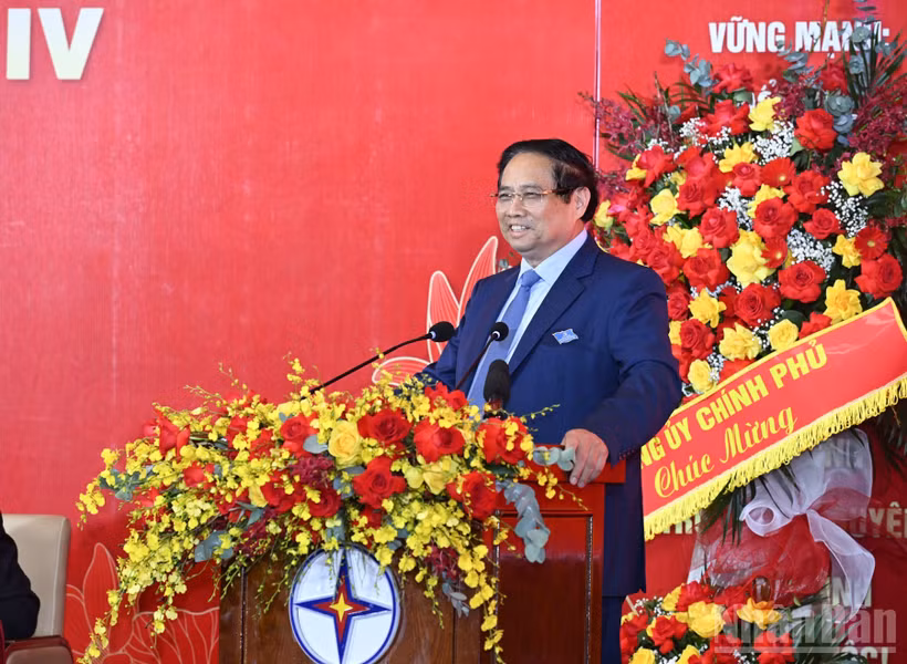 Bí thư Đảng uỷ, Thủ tướng Chính phủ Phạm Minh Chính phát biểu ý kiến chỉ đạo Đại hội (Ảnh: Trần Hải). 