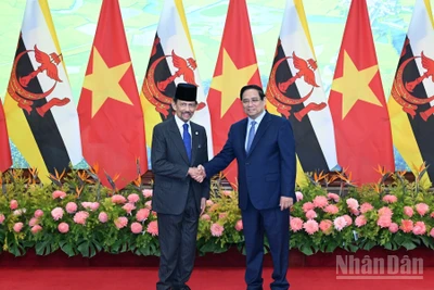 Thủ tướng Chính phủ Phạm Minh Chính và Quốc vương Brunei Darussalam Haji Hassanal Bolkiah. (Ảnh: Trần Hải)