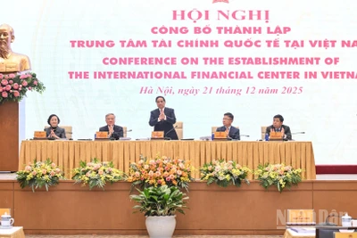 Thủ tướng Phạm Minh Chính chủ trì Hội nghị công bố thành lập Trung tâm tài chính quốc tế tại Việt Nam. (Ảnh: Trần Hải)