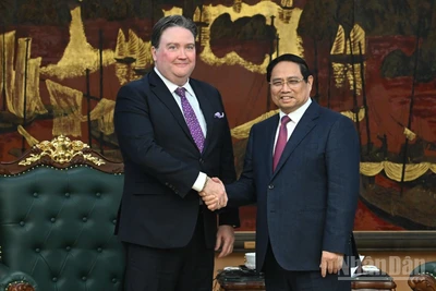 Thủ tướng Chính phủ Phạm Minh Chính và Đại sứ Hoa Kỳ tại Việt Nam Marc E.Knapper. (Ảnh: TRẦN HẢI)