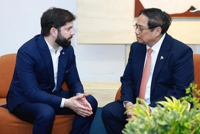 Thủ tướng Chính phủ Phạm Minh Chính gặp Tổng thống Chile Gabriel Boric Font. (Ảnh: VGP/NHẬT BẮC)