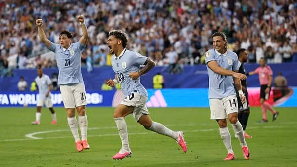 Nhiều khả năng Uruguay sẽ khiến thủ thành Vozinha có một ngày làm việc vất vả trong trận đấu sắp tới. (Ảnh: FIFA)