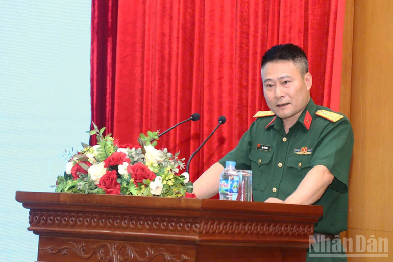 Phó Cục trưởng Cục Gìn giữ hòa bình Việt Nam Mạc Đức Trọng phát biểu tại chương trình. ndo_br_mu2.jpg